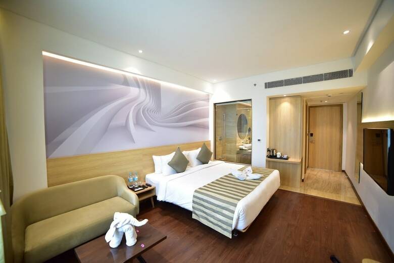 Hotel Effotel By Sayaji Gurugram