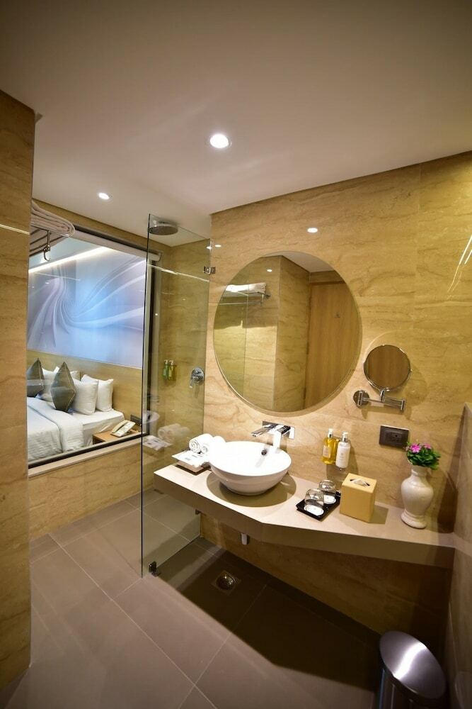 Hotel Effotel By Sayaji Gurugram