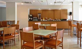 Hotel City Express Tepatitlan