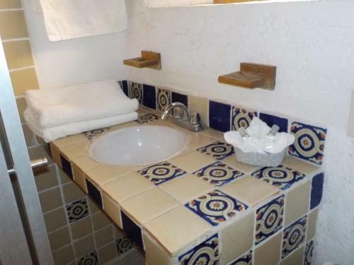 Hotel Shantiniketan