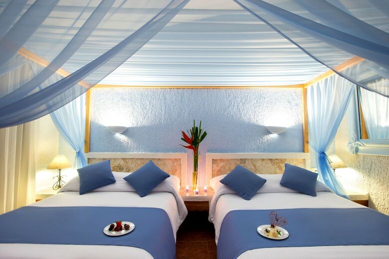 Lm Hotel