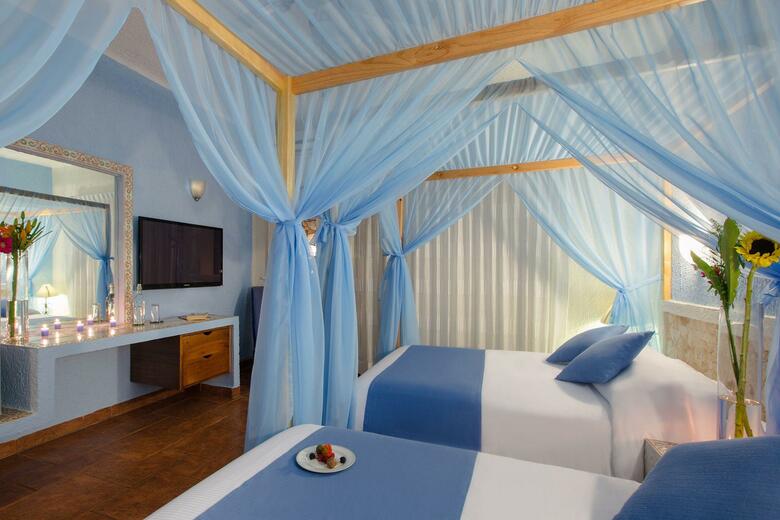 Lm Hotel