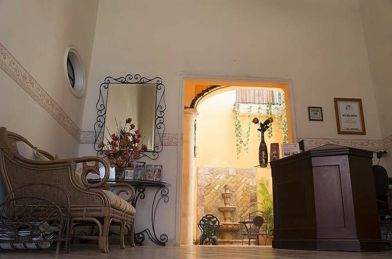 Maya Campeche Hotel