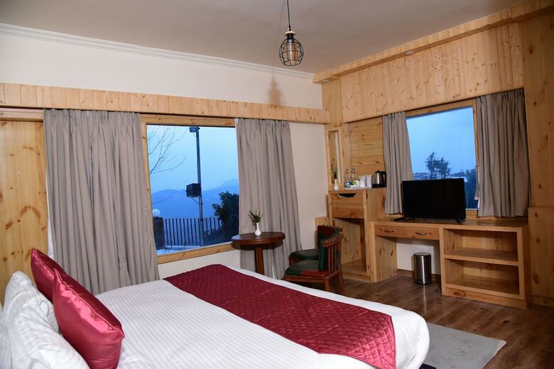 Hotel Mapple The Alpine Chalet Resort