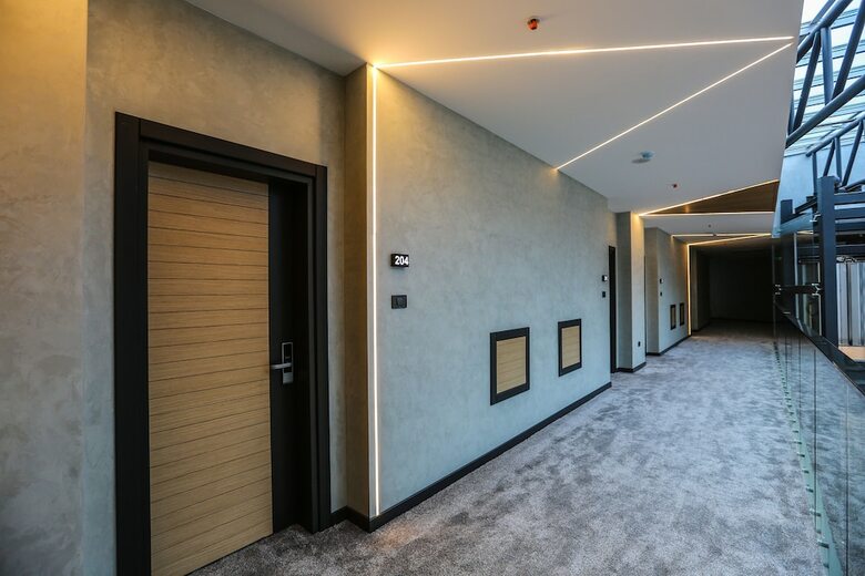 Shani Hotel & Villas