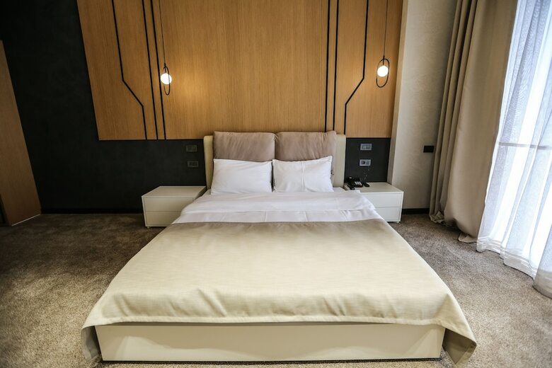Shani Hotel & Villas