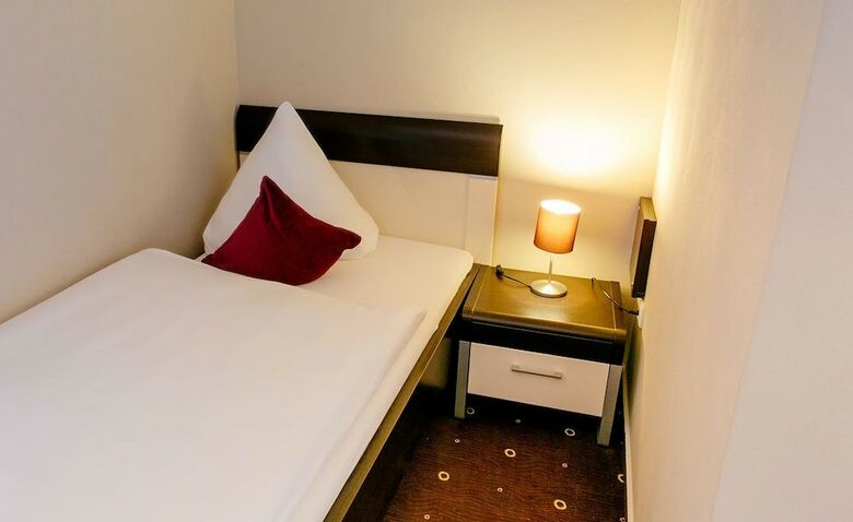 Hotel My Place