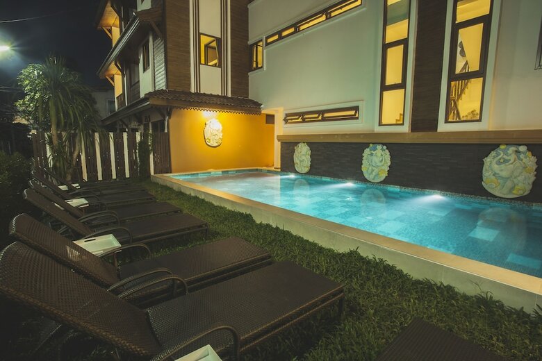 Chada Mantra Hotel