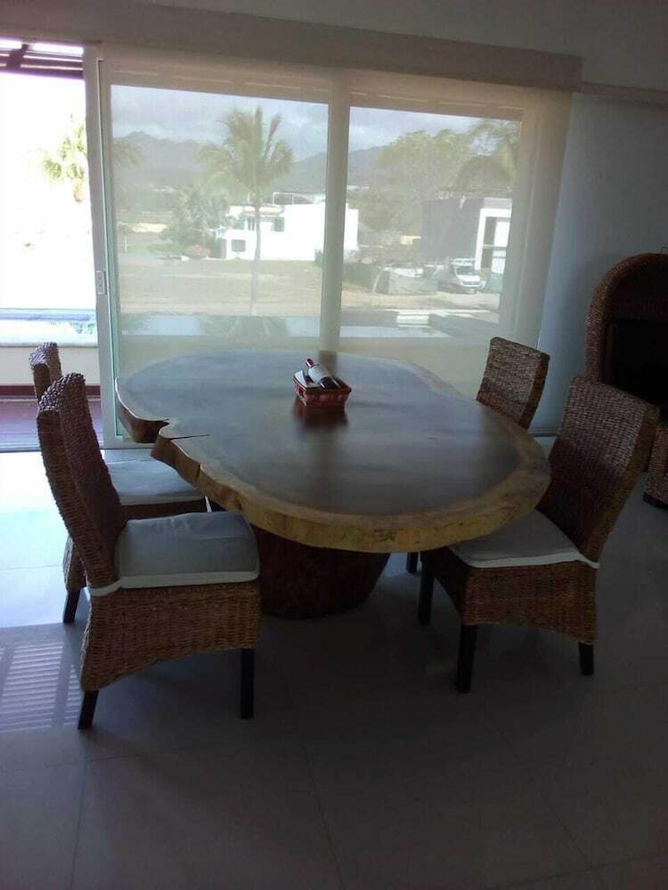 Preciosa Casa B Nayar
