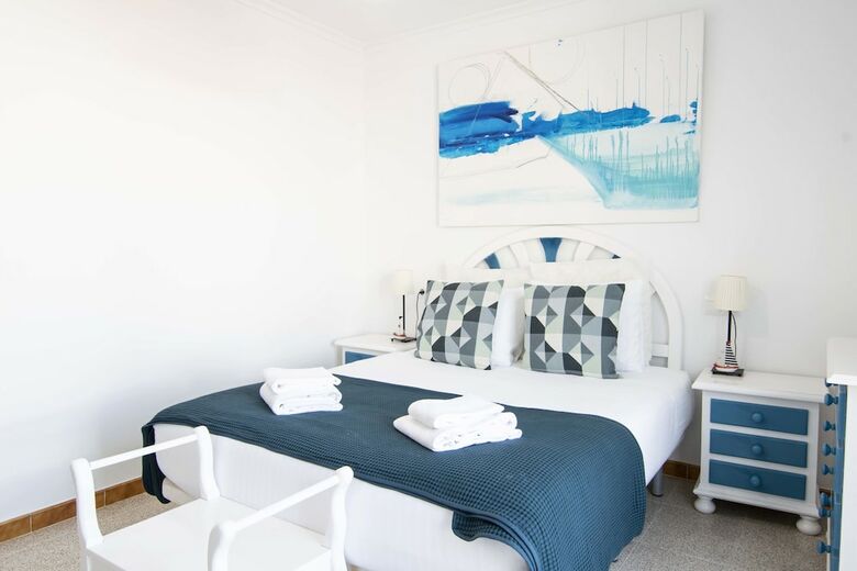 Apartamentos Letmalaga Cremades Seaside