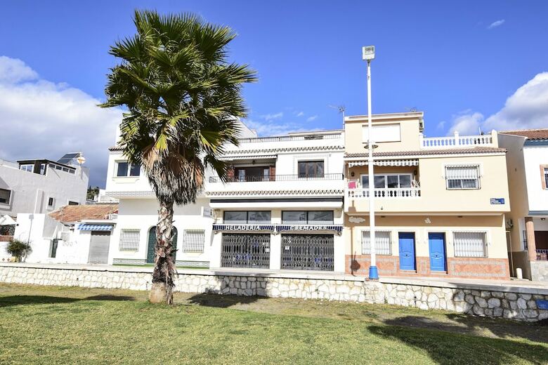 Apartamentos Letmalaga Cremades Seaside