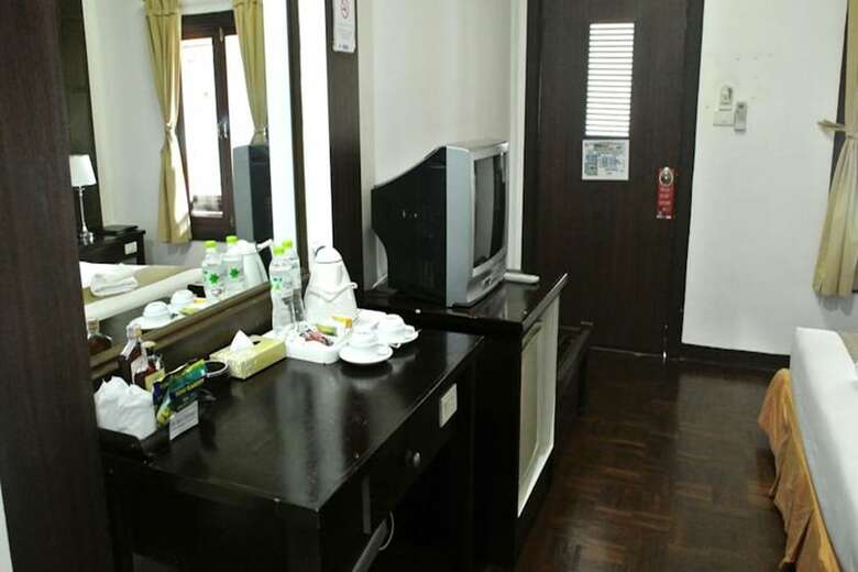 Hotel Al's Resort
