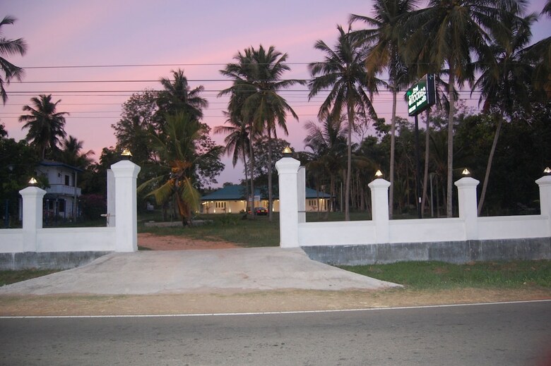Hotel Siloonaa Garden Villa