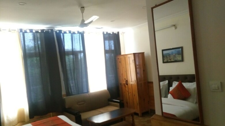 Hotel Highland Village Resort