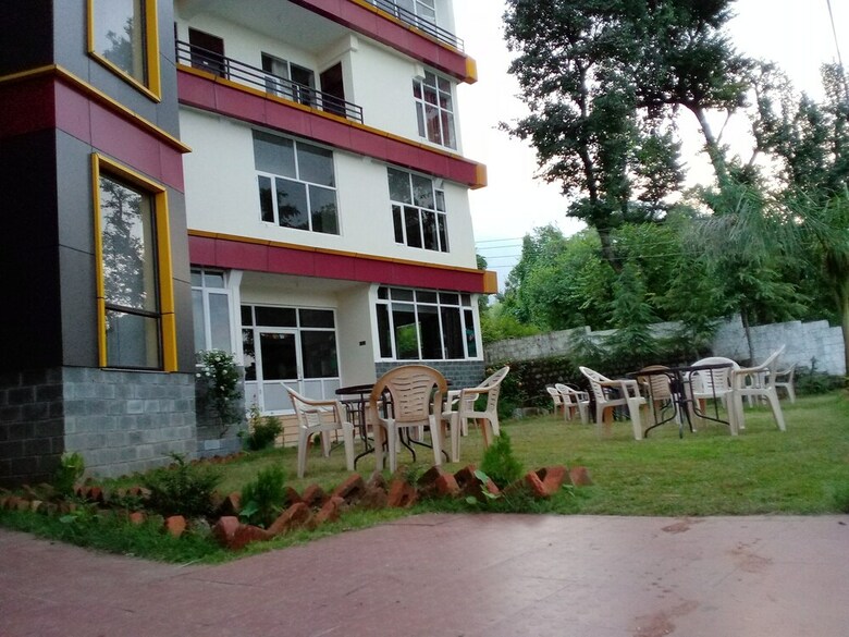 Hotel Highland Village Resort
