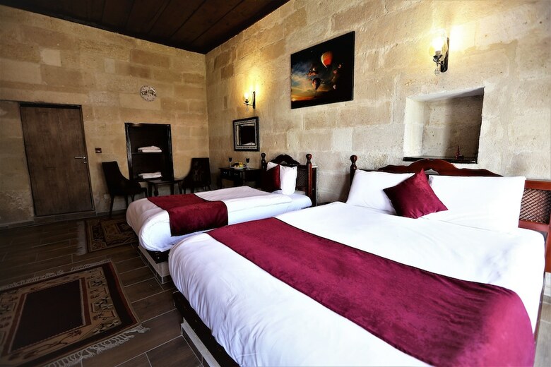 Orion Cave Hotel