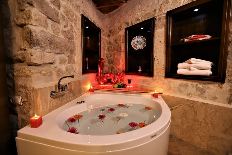 Orion Cave Hotel
