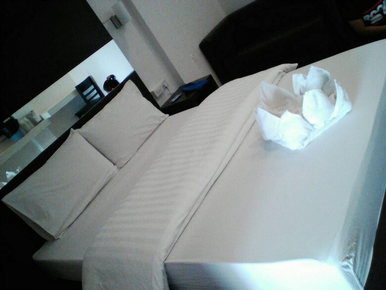 Hotel The Room 24 Resort
