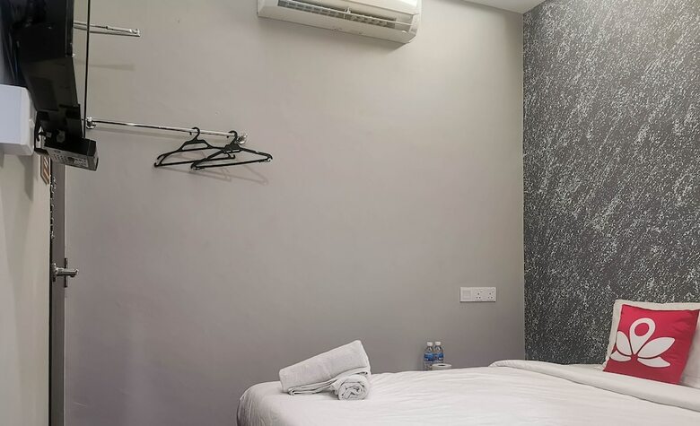 Zen Rooms Lsh Hotel
