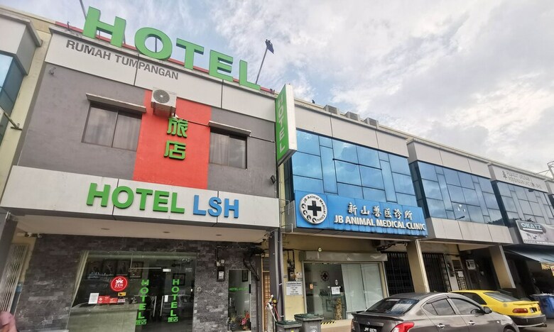 Zen Rooms Lsh Hotel