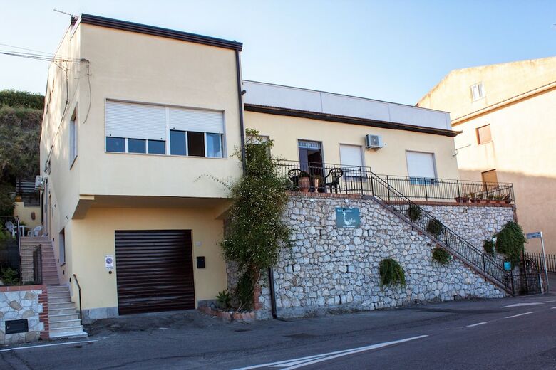 B&B Lighea