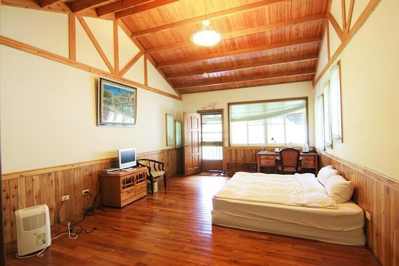 Bed & Breakfast Clst Hostel