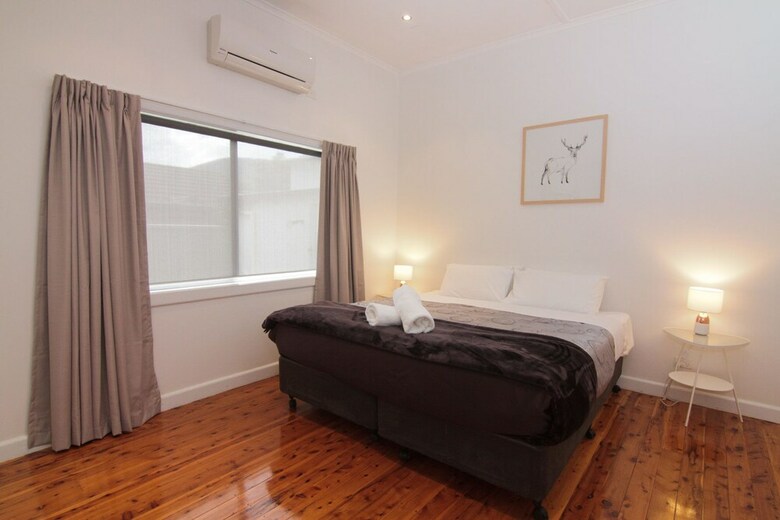 Villa The White House & Retreat, Bright