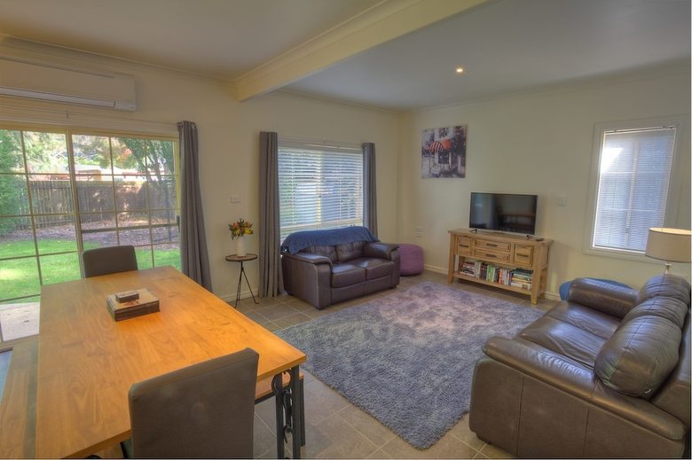 406 Back Porepunkah Road