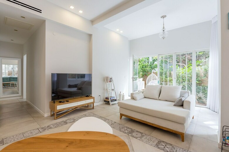 Apartamento Charming 2bdr Apt W Private Garden Tl41