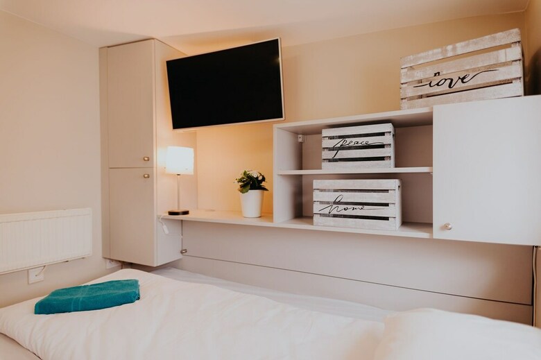 Elite Apartments By The Beach