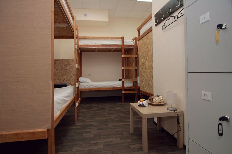 Hostal Hostel Business Blizzzko