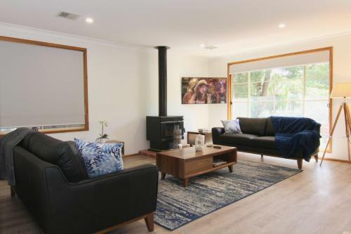 12 Mount Porepunkah Road