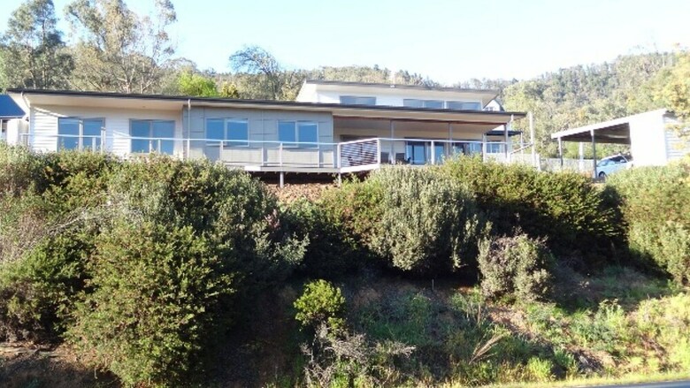 Cadence At Bright - Bike Friendly Accommodation