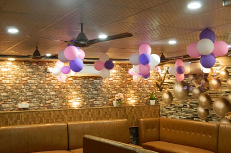 Mona Regency Hotel And Banquet