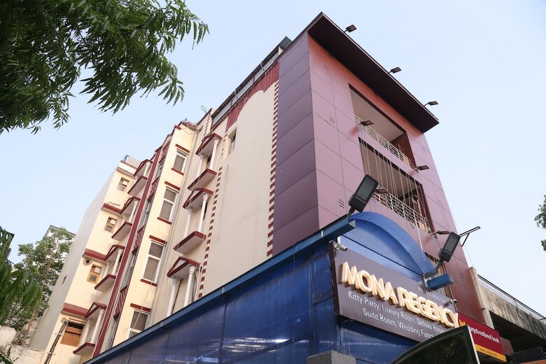 Mona Regency Hotel And Banquet