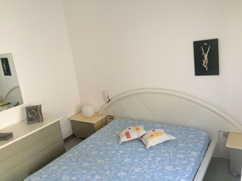 Tania Apartments