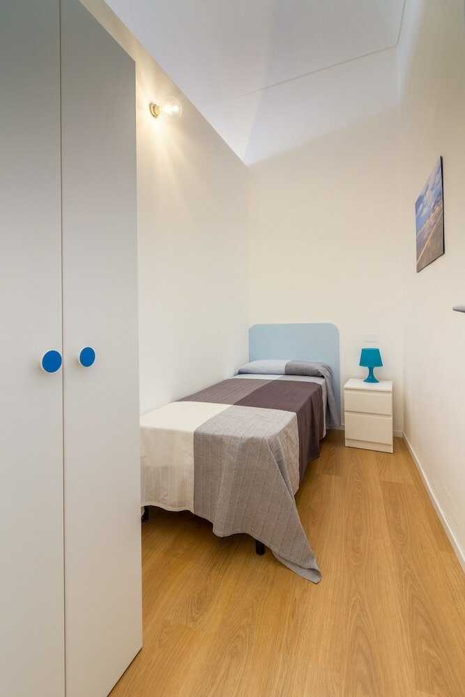 Tania Apartments
