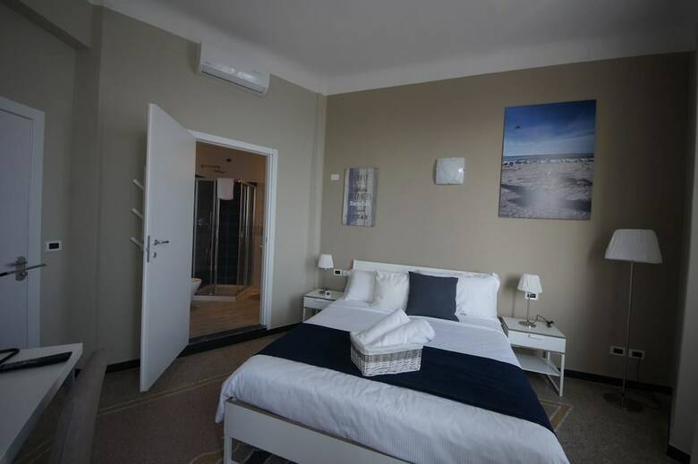 Hotel Luna Rooms
