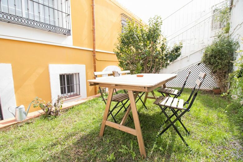 House With Garden & Pool In Malaga