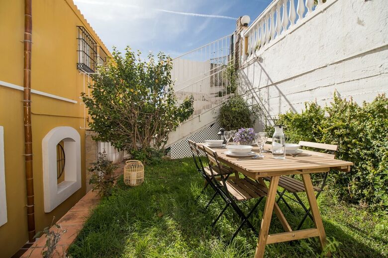 House With Garden & Pool In Malaga