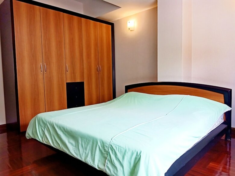 Hotel Le Vanvarothai Saladaeng Residence