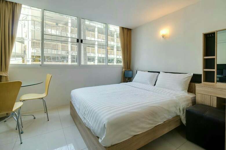 Hotel Le Vanvarothai Saladaeng Residence