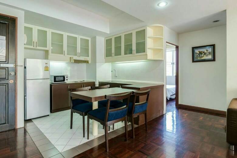 Hotel Le Vanvarothai Saladaeng Residence