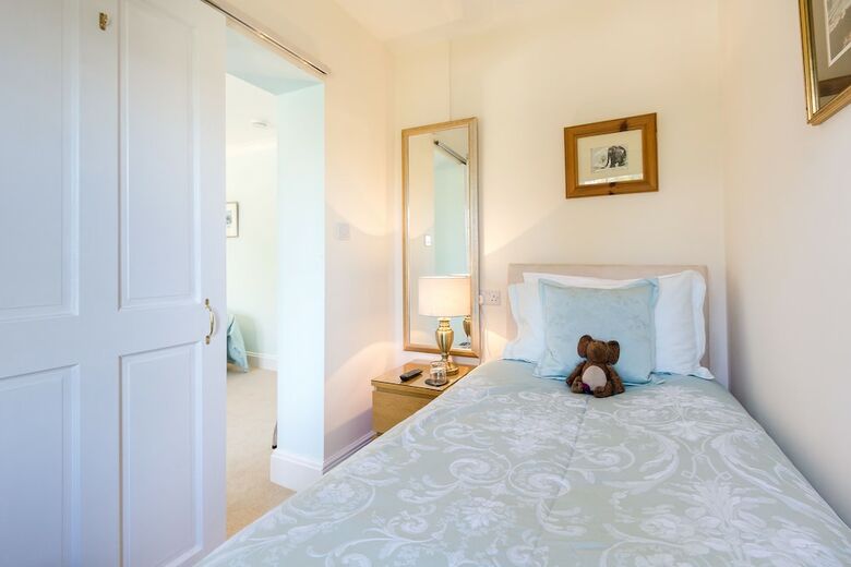 Avalon Lodge Bed And Breakfast