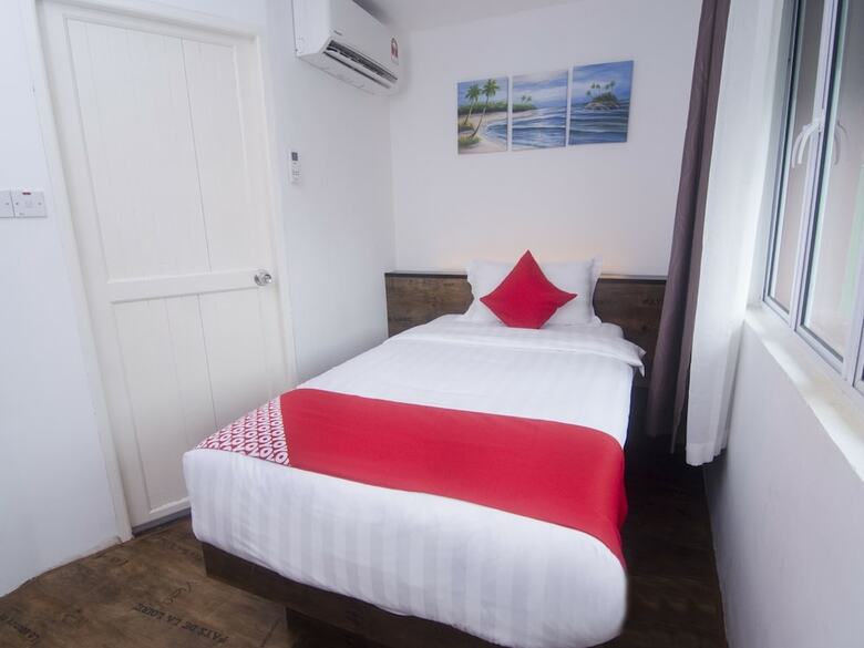 Hotel Oyo 836 Mandurah Room & Cafe