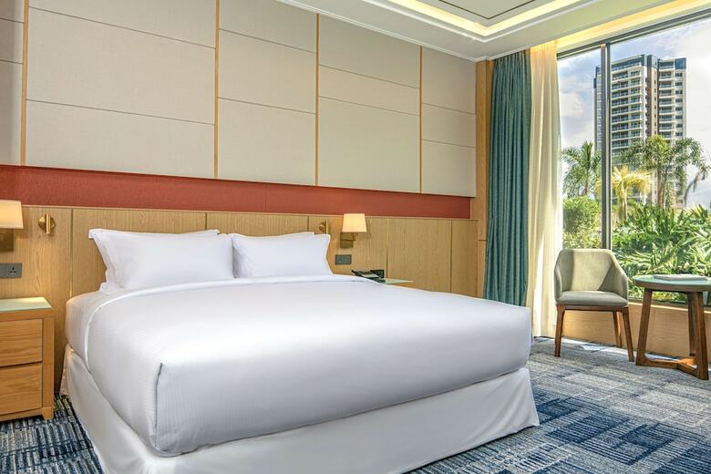 Hotel Hilton Clark Sun Valley Resort