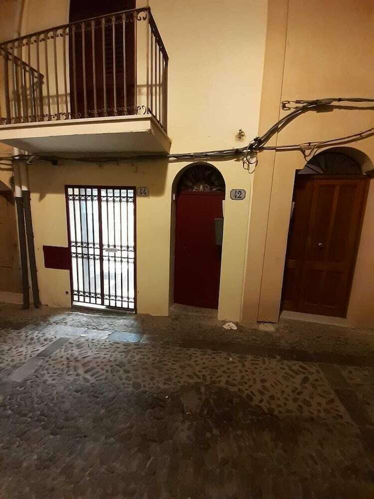 Apartamento Artista Con Balcone