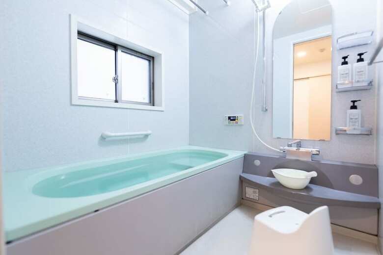 Station & White Osaka Station 4br Luxury House