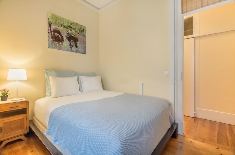Apartamentos Bright & Beautiful Top Floor Gra�a Flat