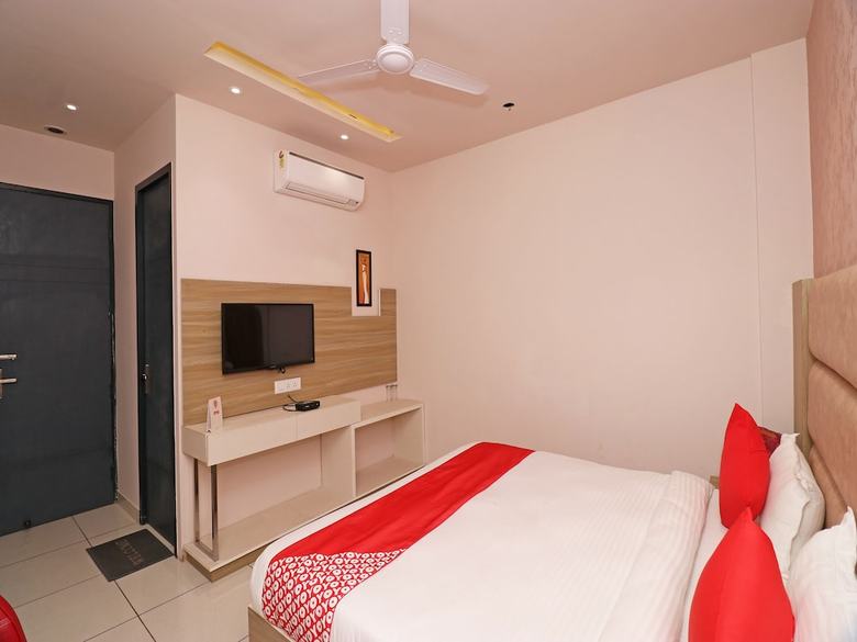 Hotel Oyo 26833 Cabana